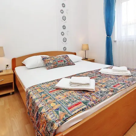 In Mit Eigenem Balkon By Interhome Apartment Baška